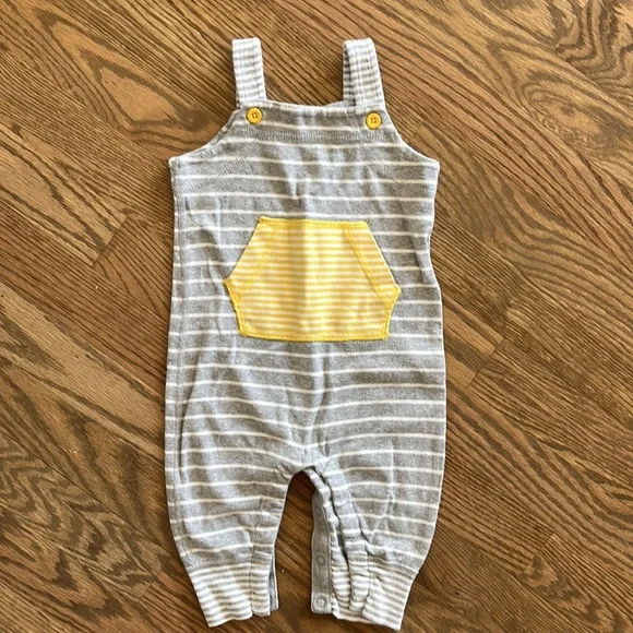 Bundle of Hanna Andersson Organic Outfits - 3-6 Months - Picture 5 of 6